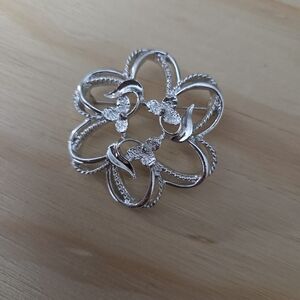 Vintage Sarah Coventry Silver Tone Floral Brooch | Openwork Abstract Pin